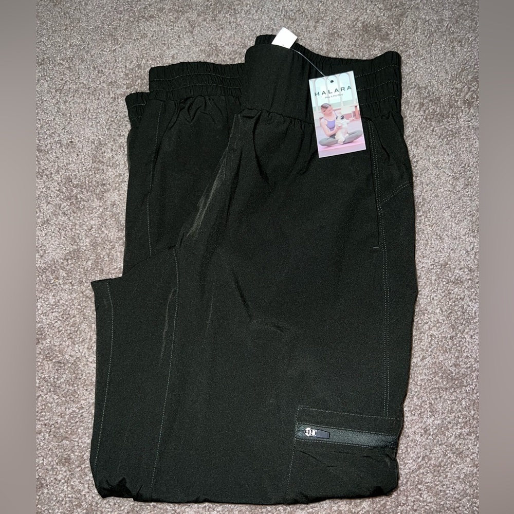 HALARA casual cargo joggers